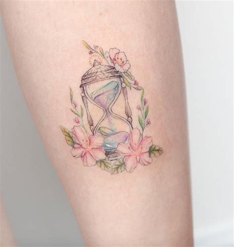 meaningful hourglass tattoos for females|Hourglass Tattoos: Meanings, Tattoo Designs & Ideas